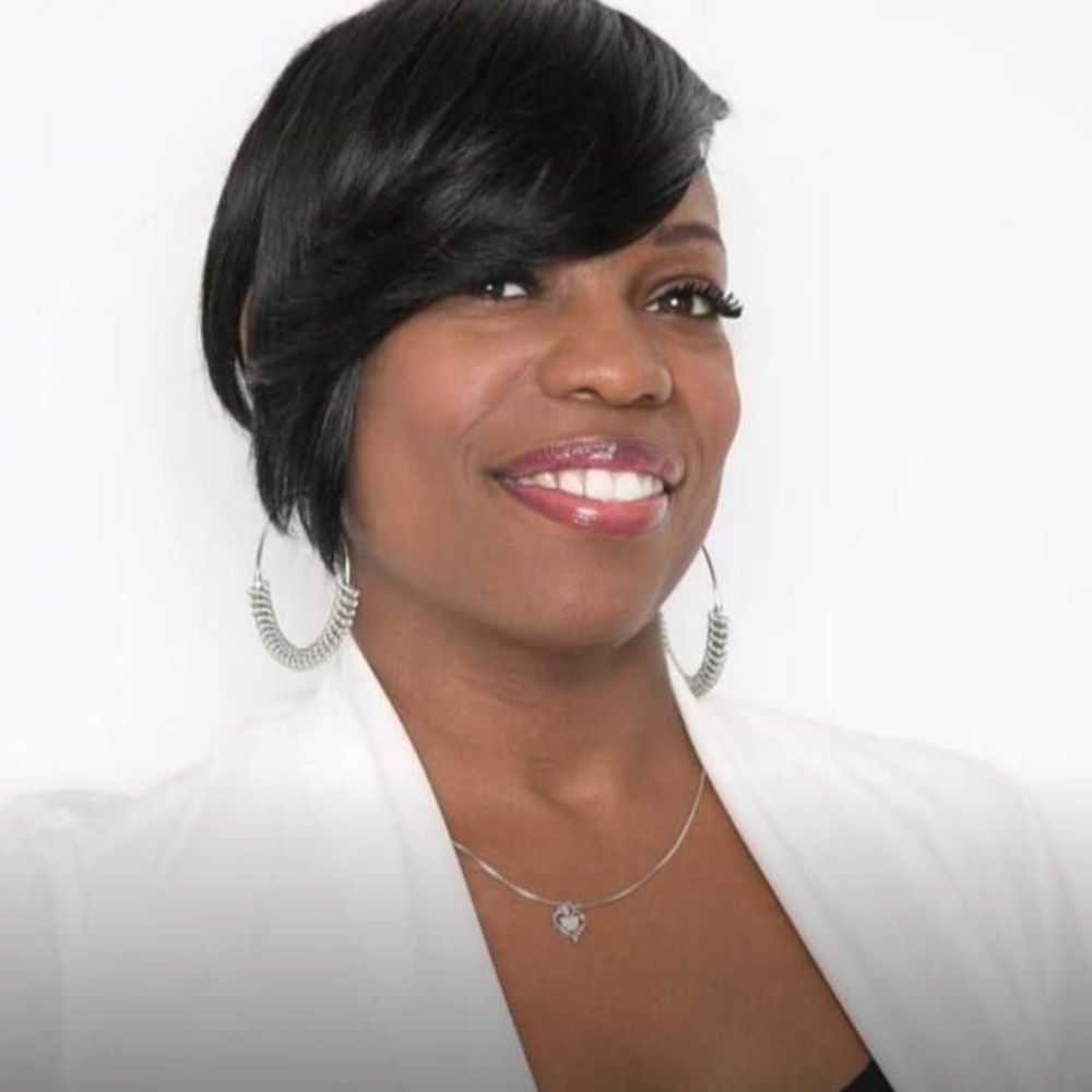 Meet your Posher, Monique